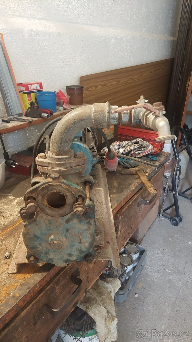 Staré funkční vodní čerpadlo: SIGMA HRANICE - 2