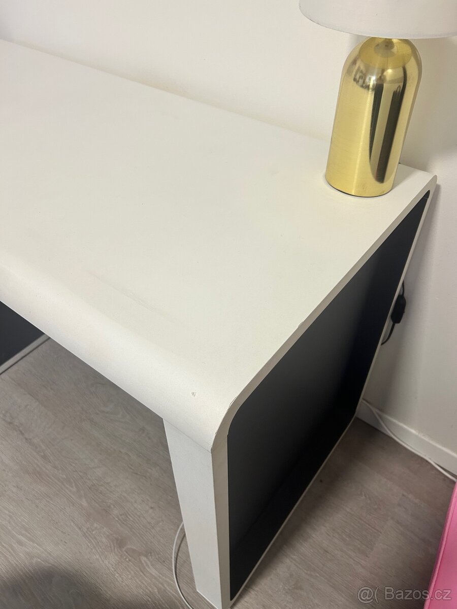 Psací stůl - 2