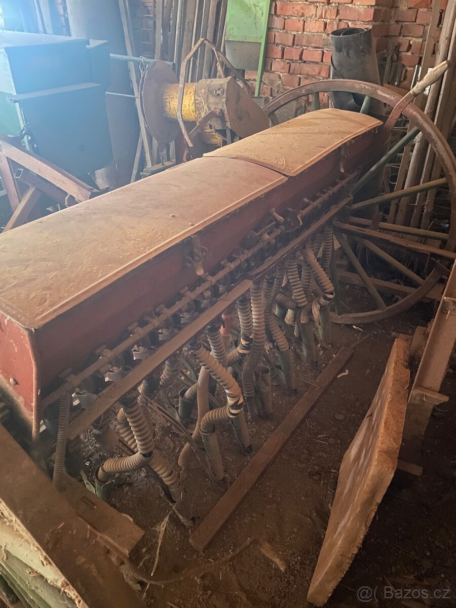 J.Pracner secí mašina Roudnice n.Labem - 2