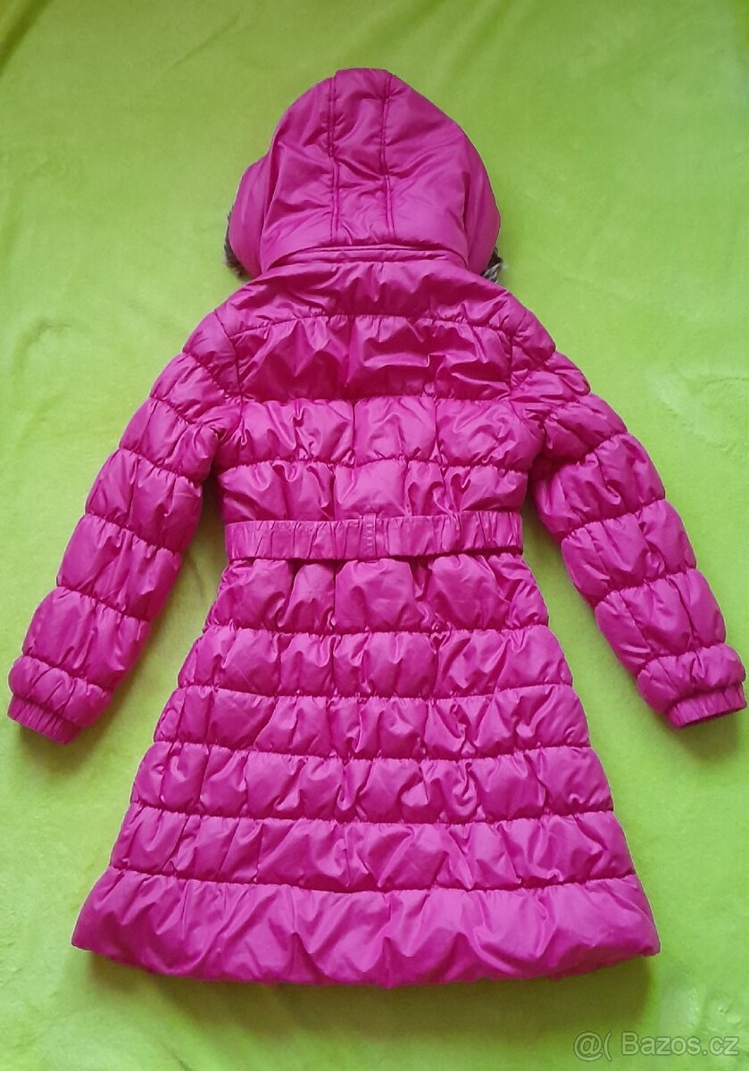 Dívčí zimní kabátek v.122-128 - 2