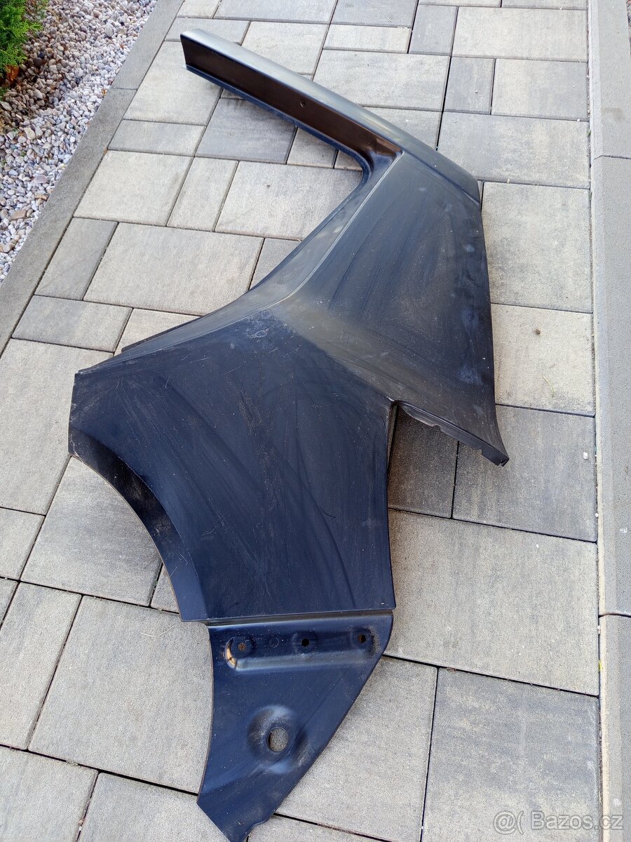 Škoda fabia levy bok - 2