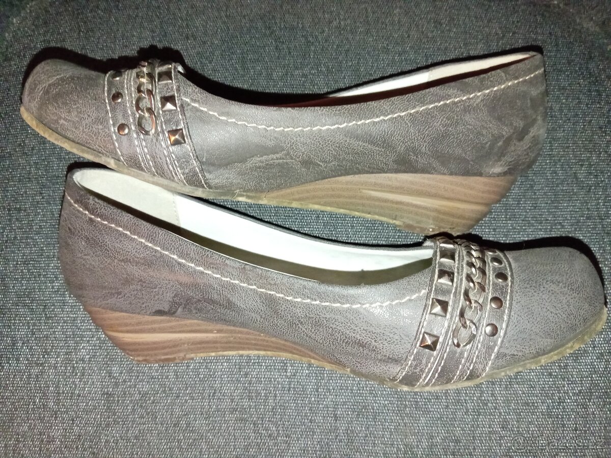 Lodičky na platformě vel. 37 - 2