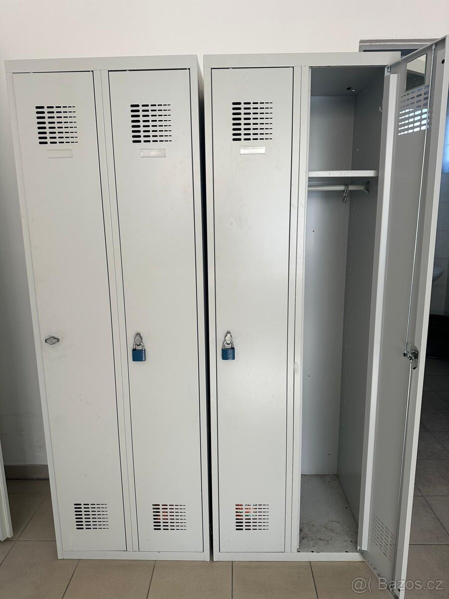 Plechové skříně do dílny ,šatny - 2