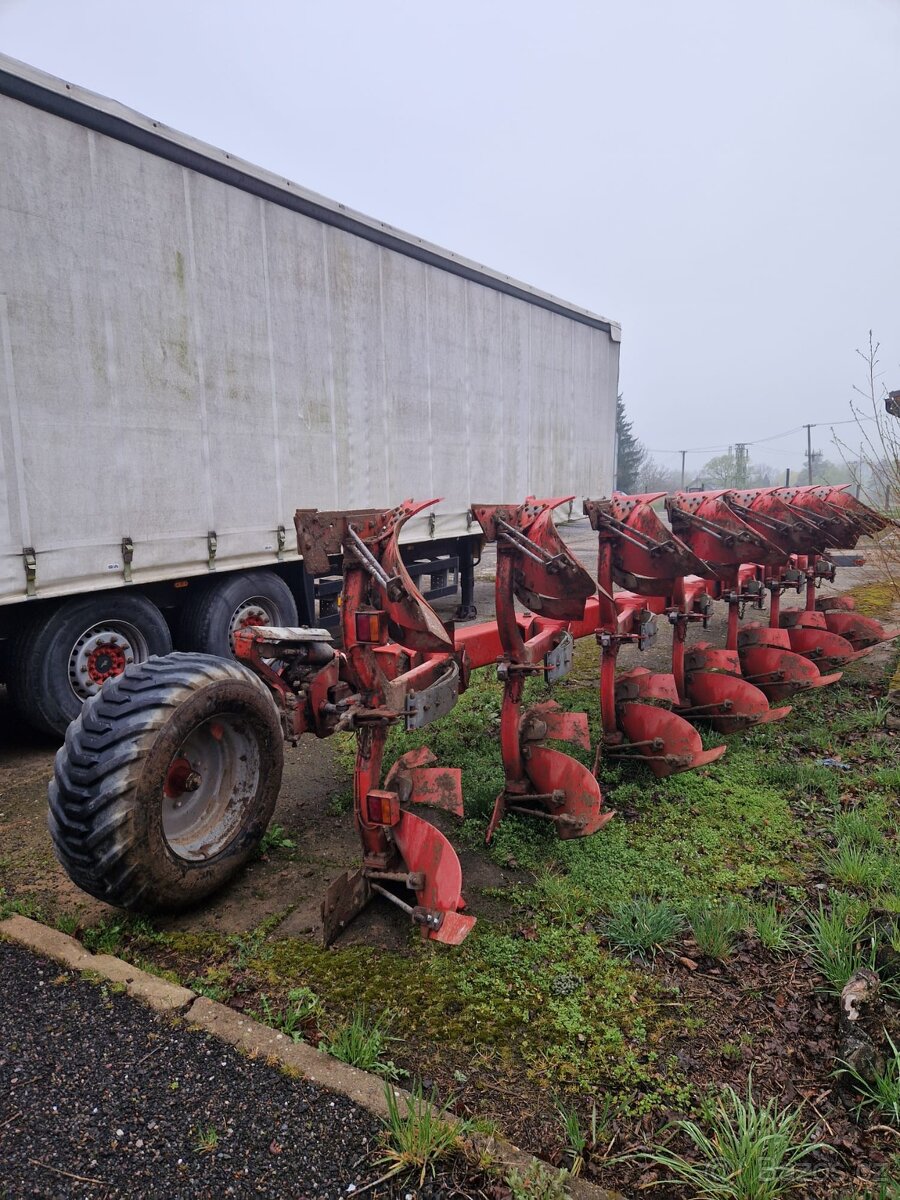 Pluh Kverneland 7 radlic - 2