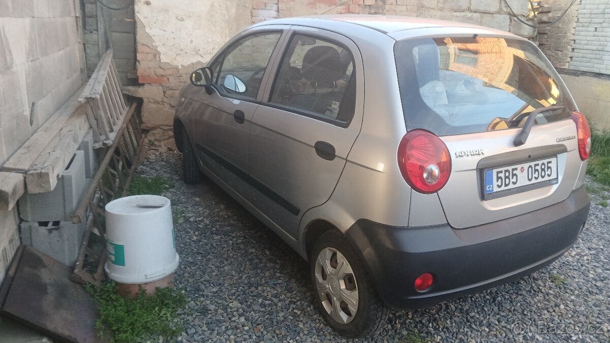 Chevrolet Spark - 2