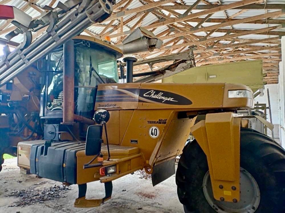 Challenger Terragator 8203 - 2