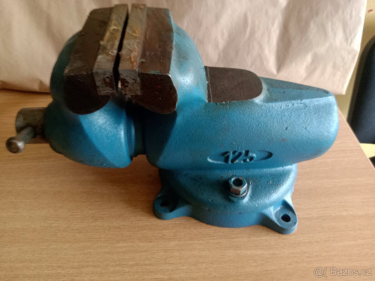 Svěrák York 125 - 2
