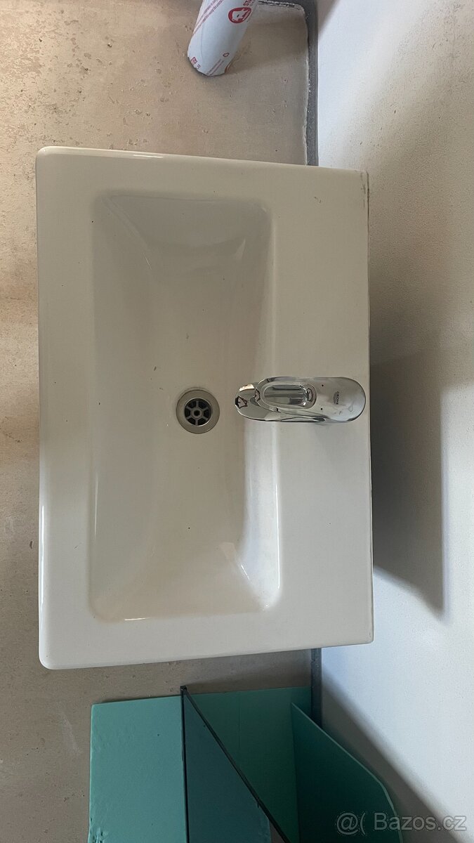 2x umyvadlo + skříňka - 2