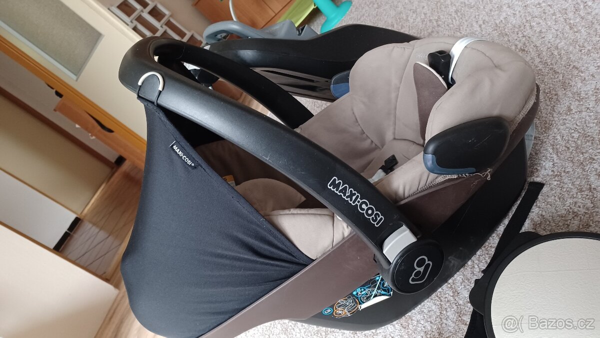 Autosedačka maxi cosi PEBBLE s isofixem+ zrcátko - 2