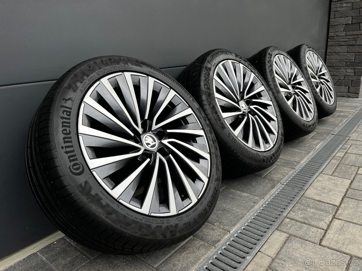 Originál Škoda Superb 235/45 r18 Continental - 2