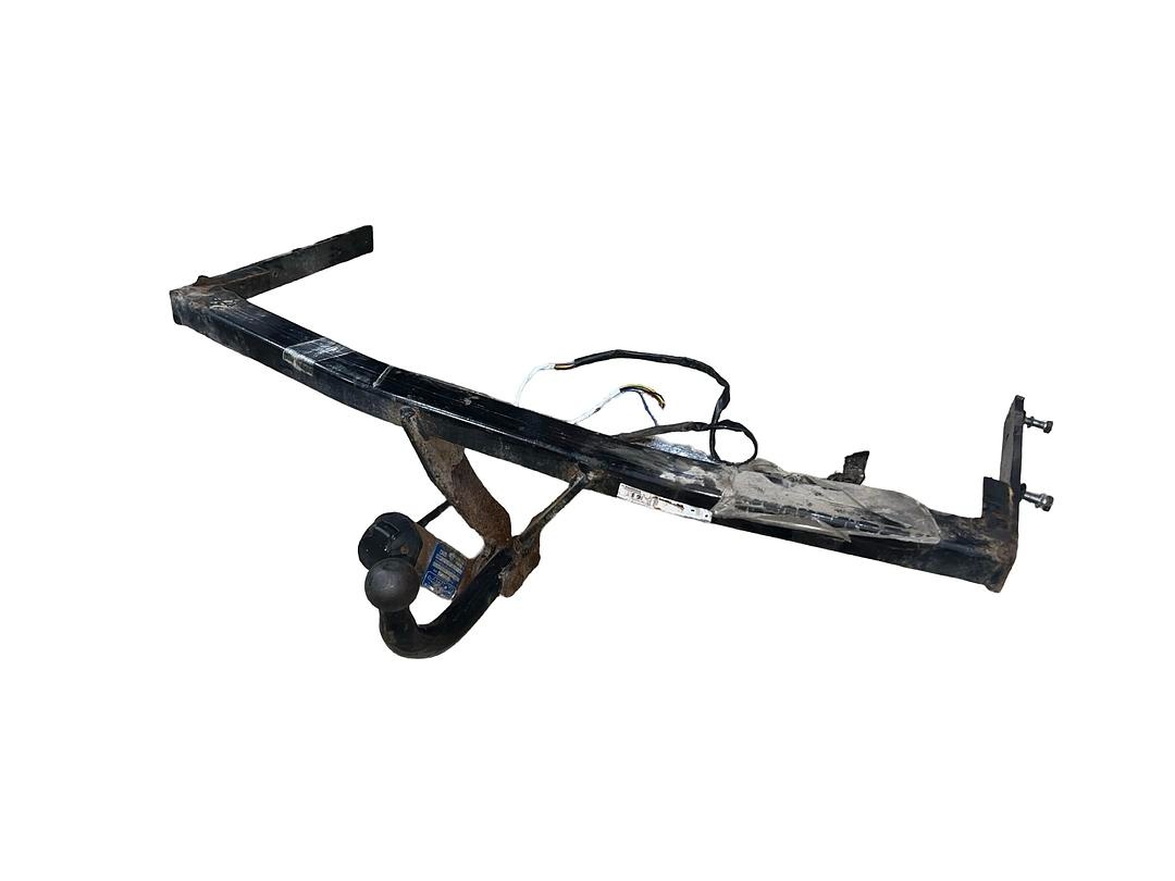 Pevné tažné zařízení VW Touran 1T2 facelift r.v. 2008 - 2