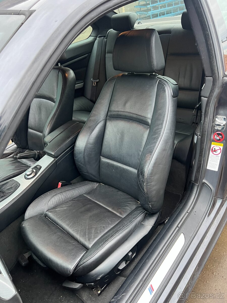 BMW E92 kožený interiér vyhřívaný sportsitze - 2