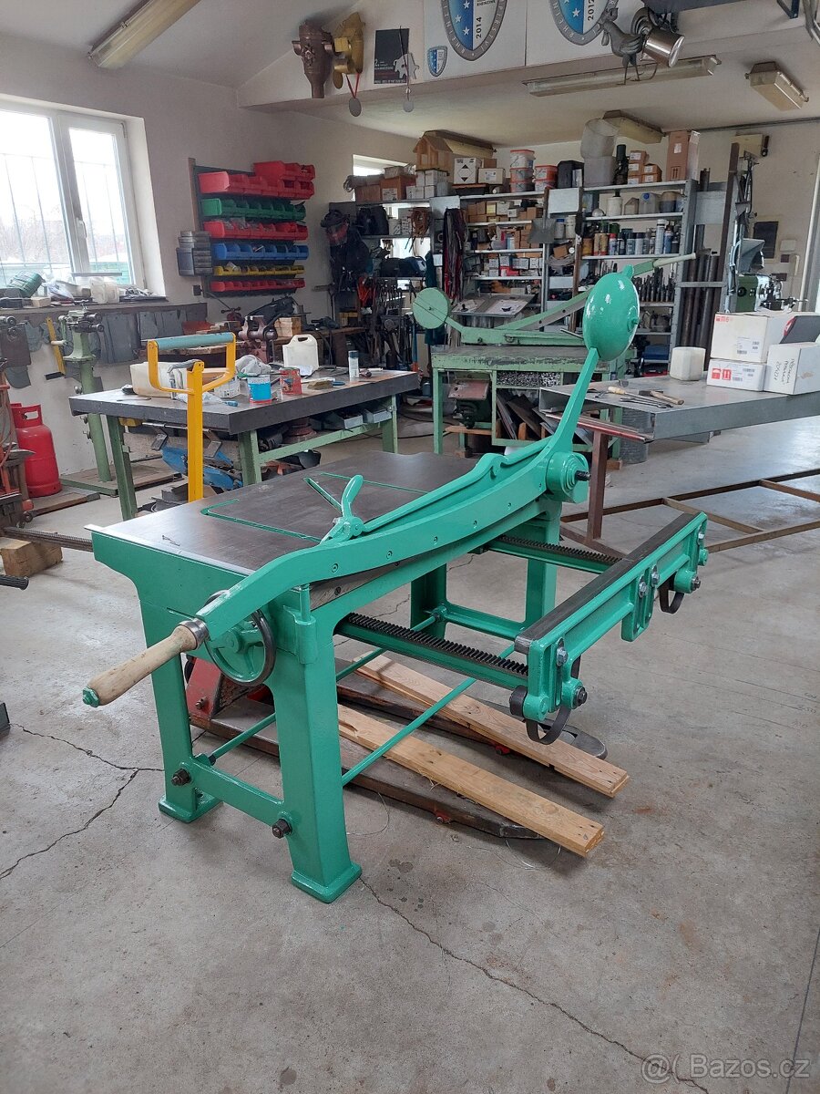 Litinové tabulové nůžky po generální opravě Mach a Fišer Hro - 2