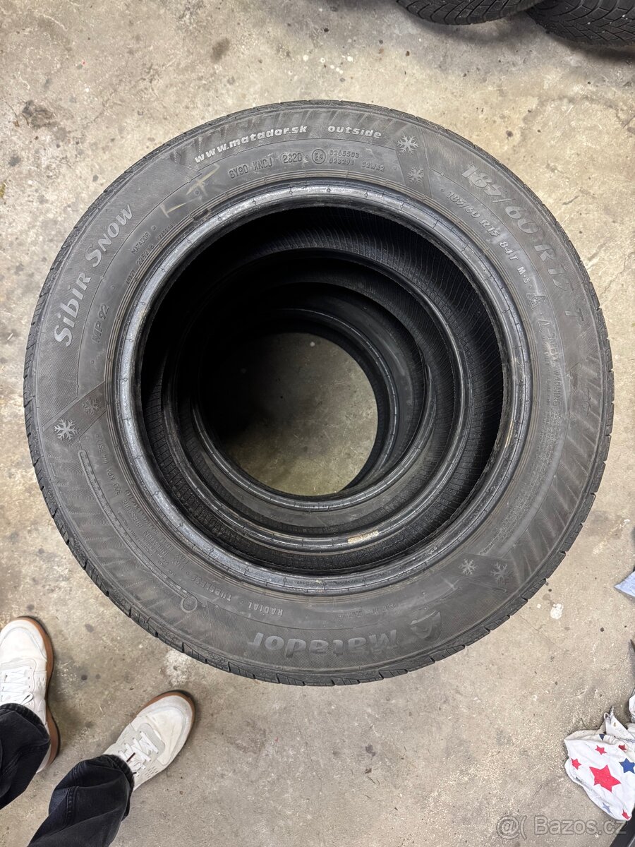Prodám zimní pneu Matador 185/60 R15 - 2