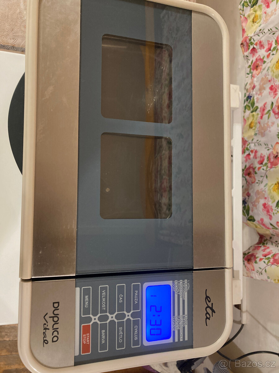 Domácí pekárna ETA - 2