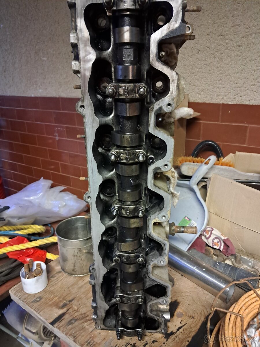 Hlava Nissan Patrol - 2