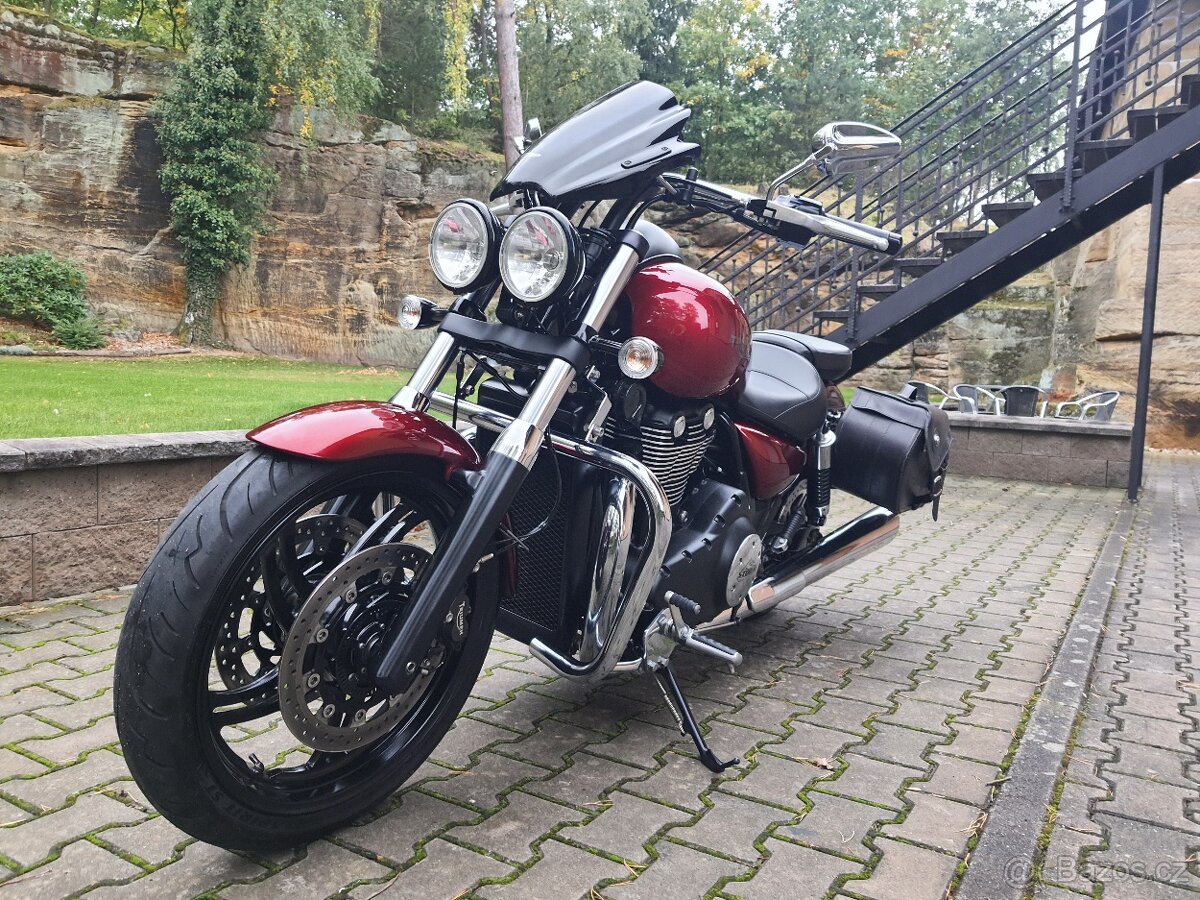 Triumph Thunderbird Storm - ABS 249.900,- Kč - 2