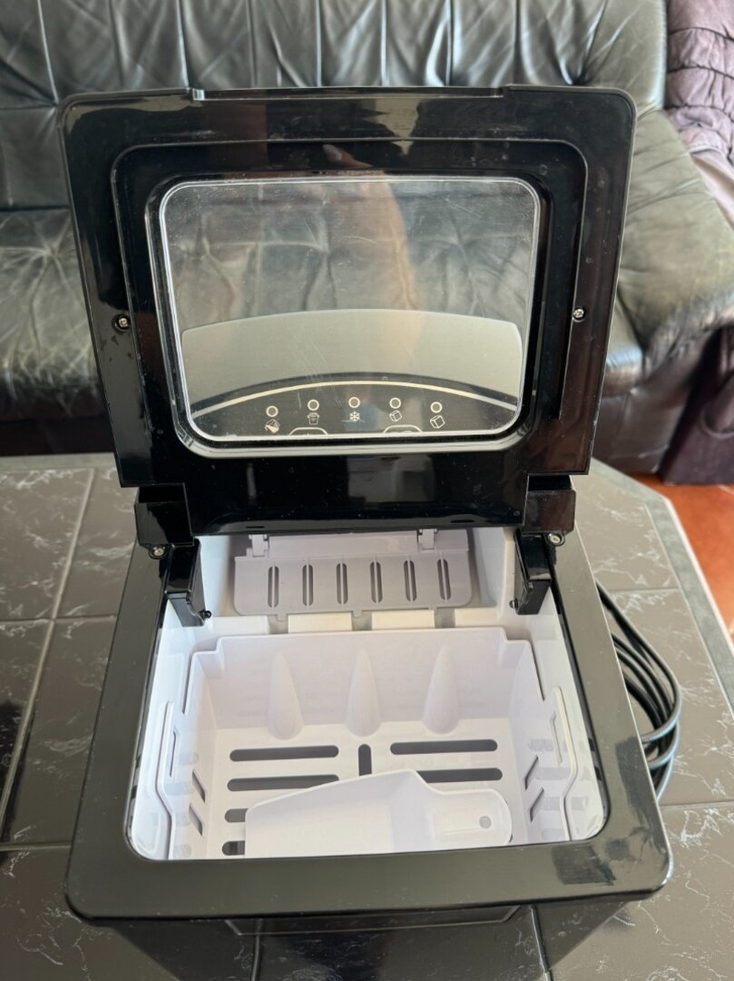 ledovač Sencore SIM 3000BK - 2