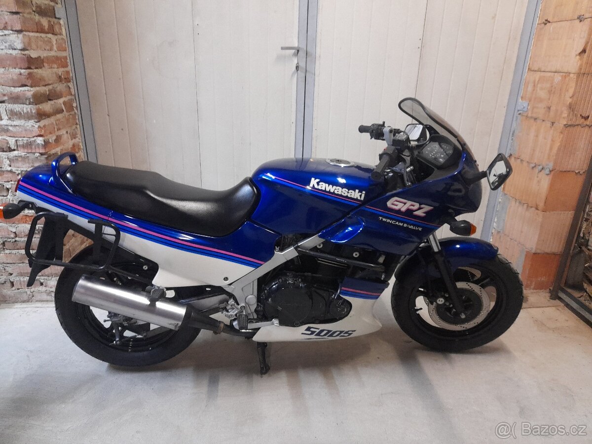 Kawasaki GPZ 500 s - 2