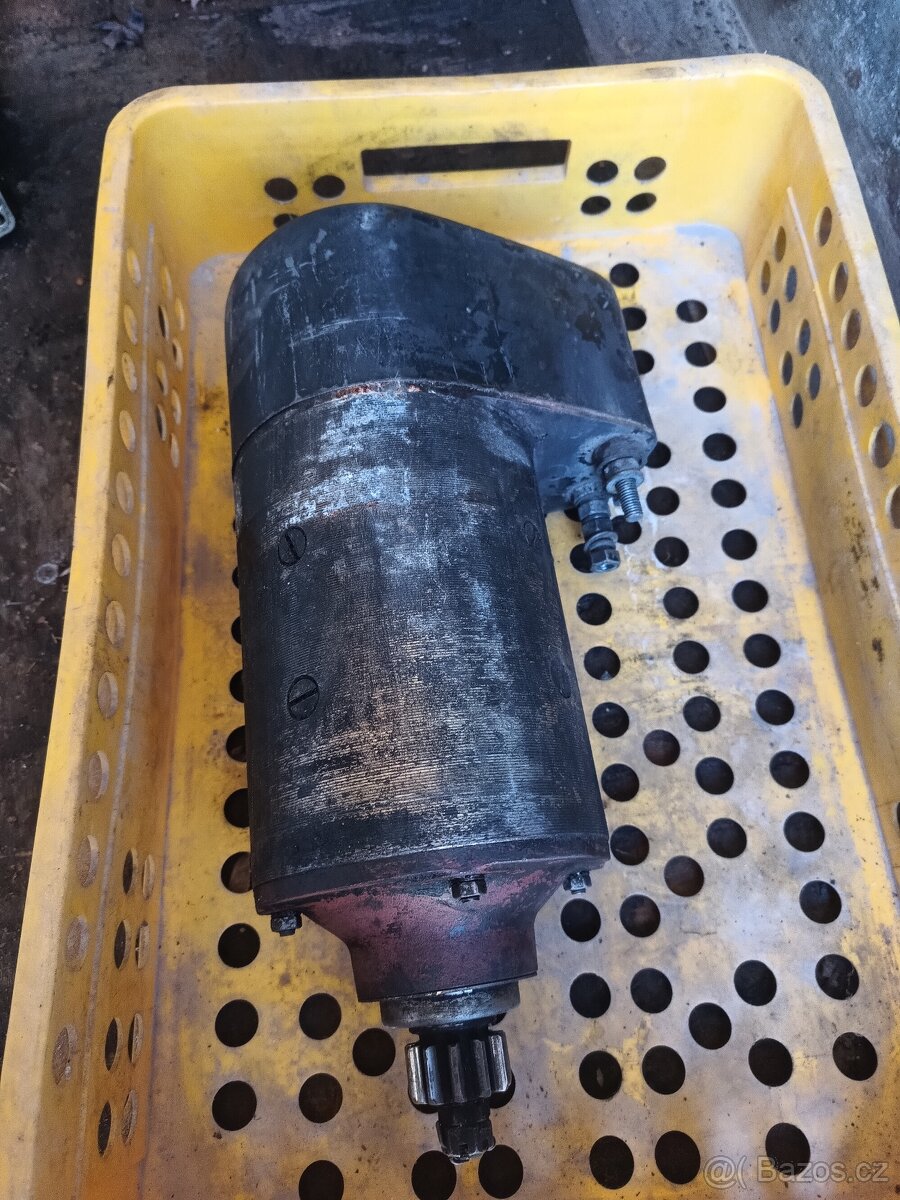 Startér, alternátor Tatra 815 - 2