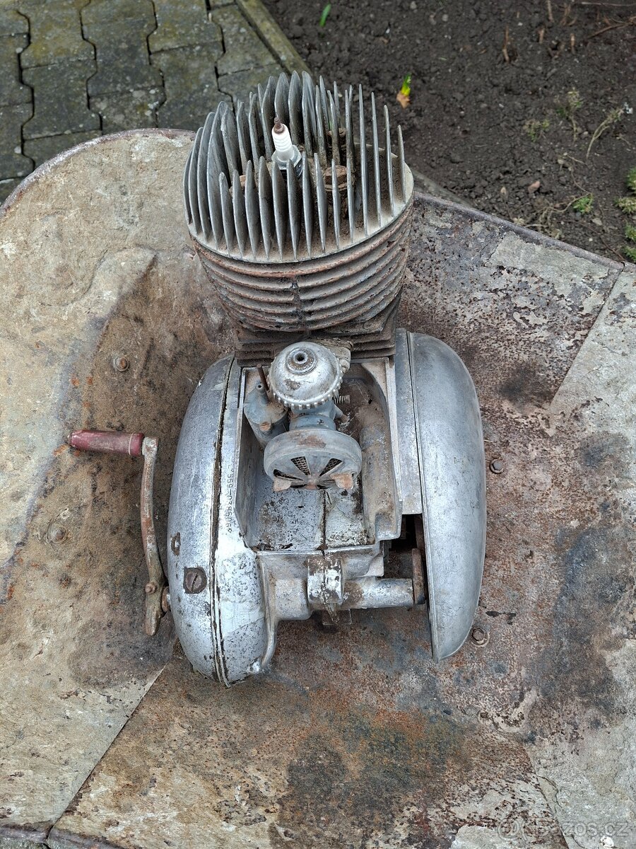 Motor Jawa 250panelka - 2