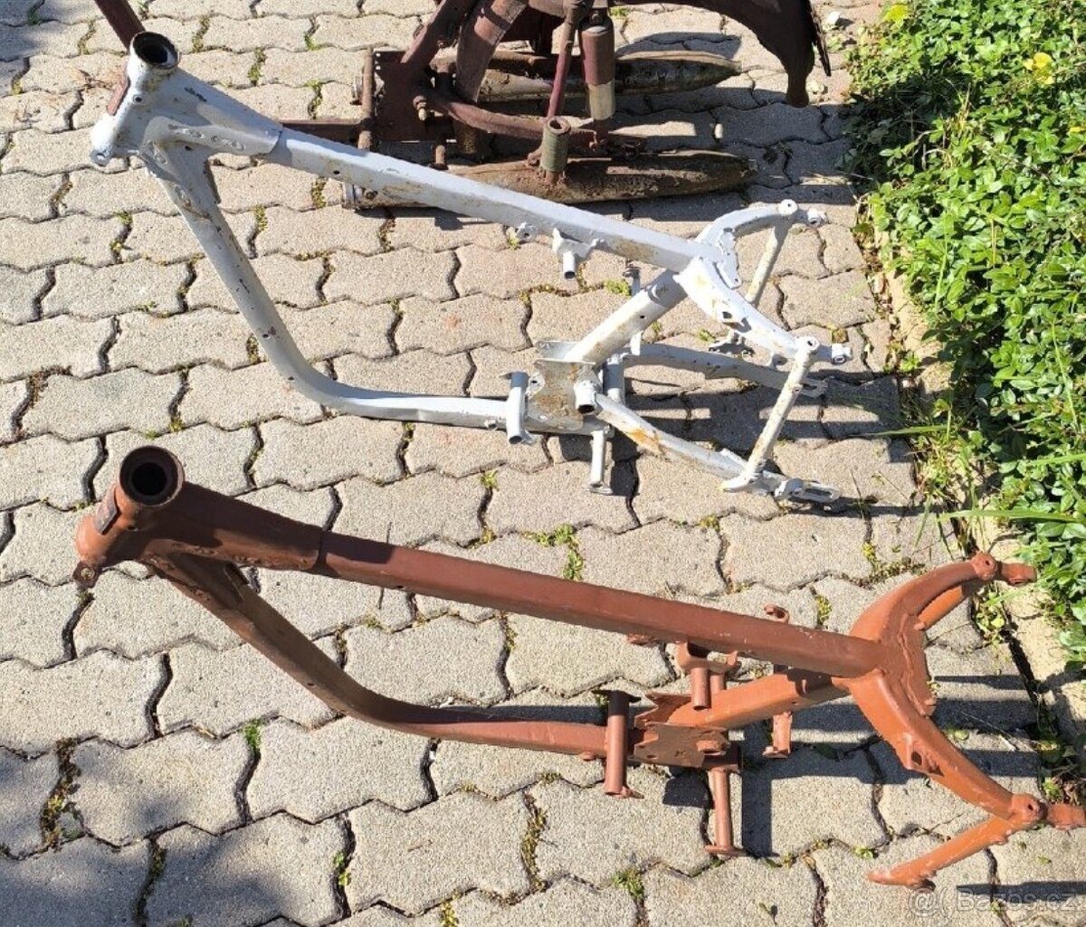 Jawa rám s doklady - 2