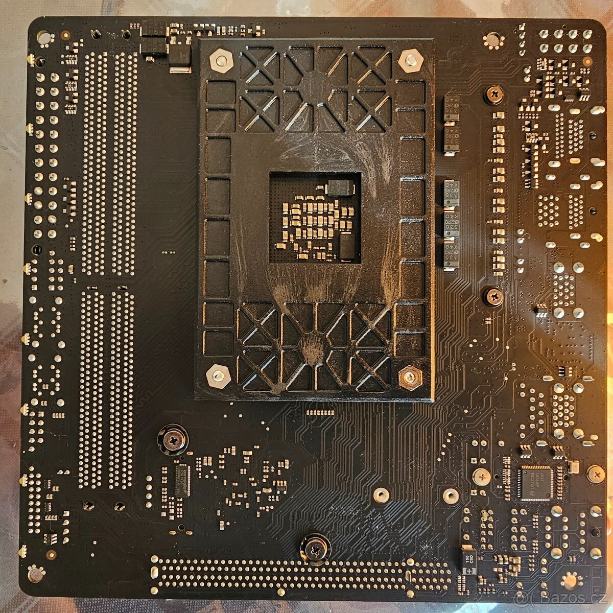 GIGABYTE B450I AORUS PRO WIFI, AMD B450, soc. AM4, mini ITX - 2