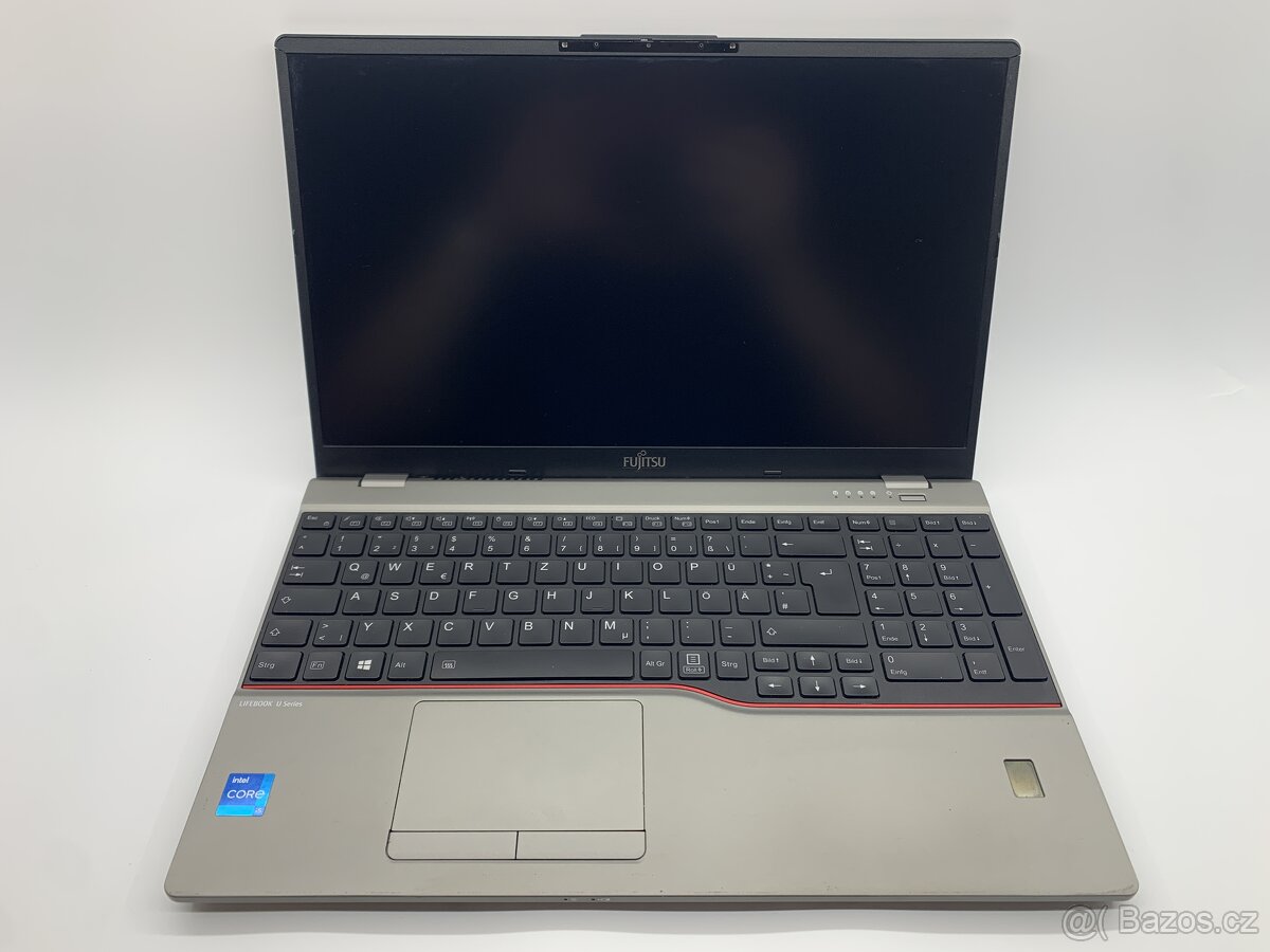 Fujitsu LifeBook U7511 – 15,6" / Intel Core i5-1135G7 / 16 - 2