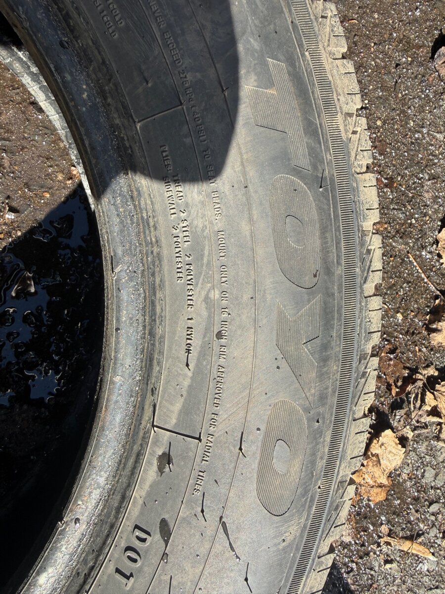 Zimní gumy 195/75 R16 - 2