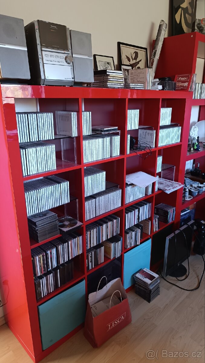 IKEA Expedit 4x4 a 2x policová skříň Lack - 2