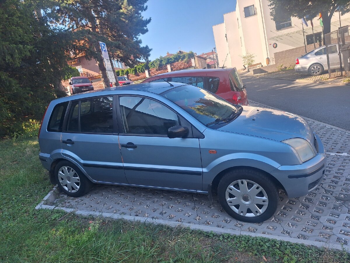 Ford fusion 1.4 tdi - 2