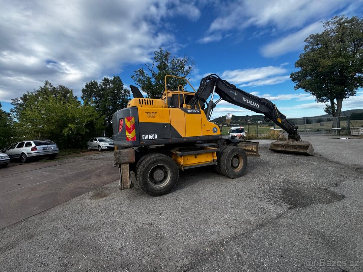 Kolové rypadlo Volvo EW 160 D - 2