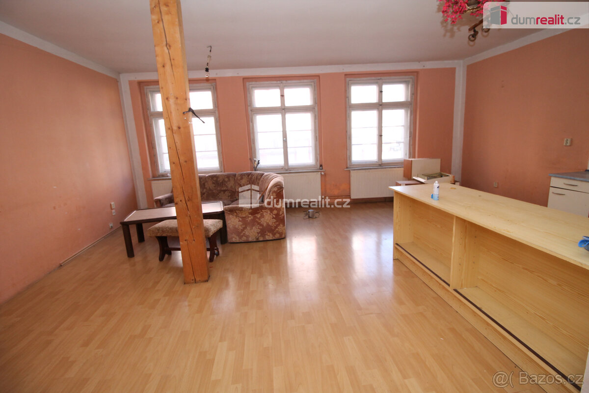 Činžovní dům v Kraslicích se 3 byty a nebytovým prostorem - 2