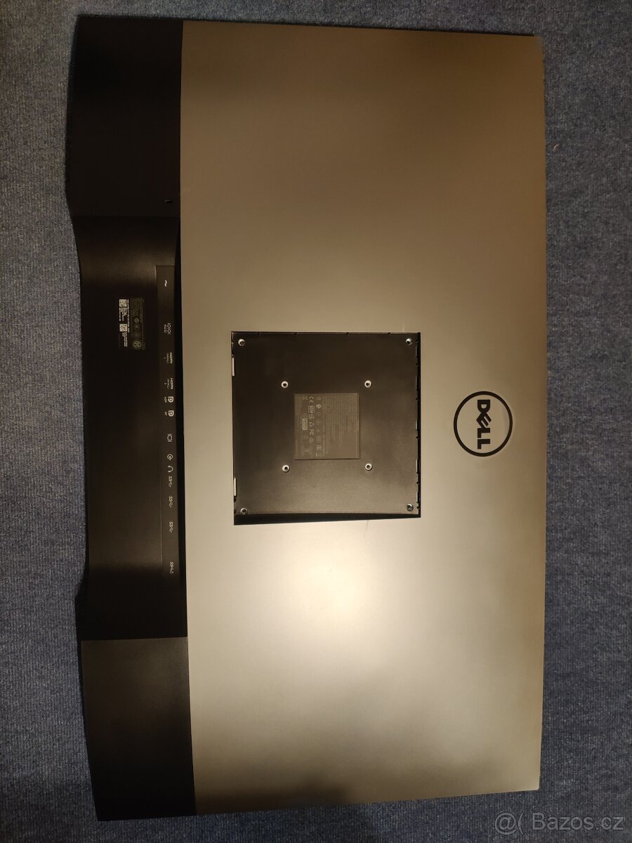 Dell P4317Q IPS 4K Monitor úhlopříčka "43" 3840 × 2160 - 2