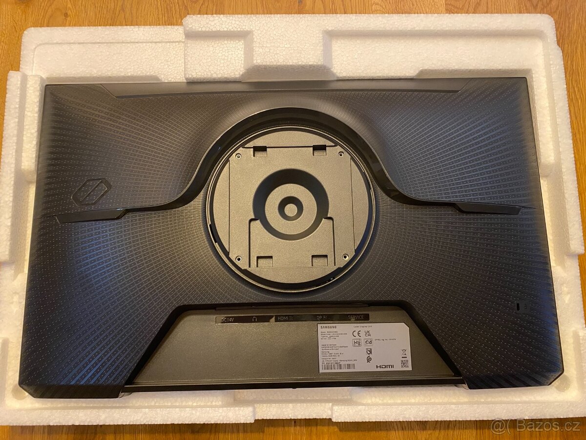 Herní monitor 24" Samsung Odyssey G30D - 2