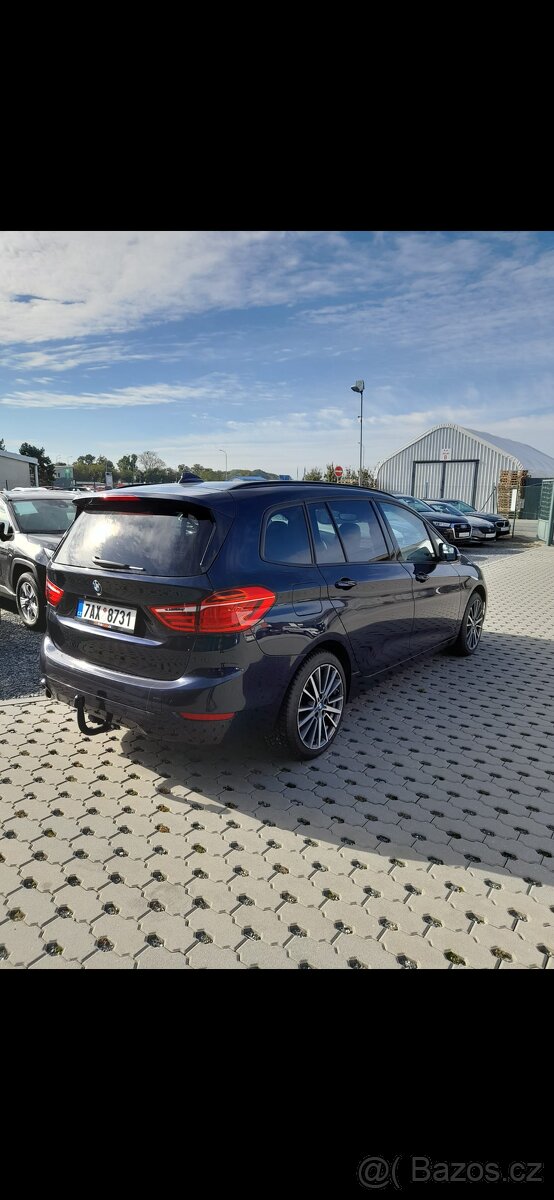 BMW Gran tourer 216i, 7 míst - 2