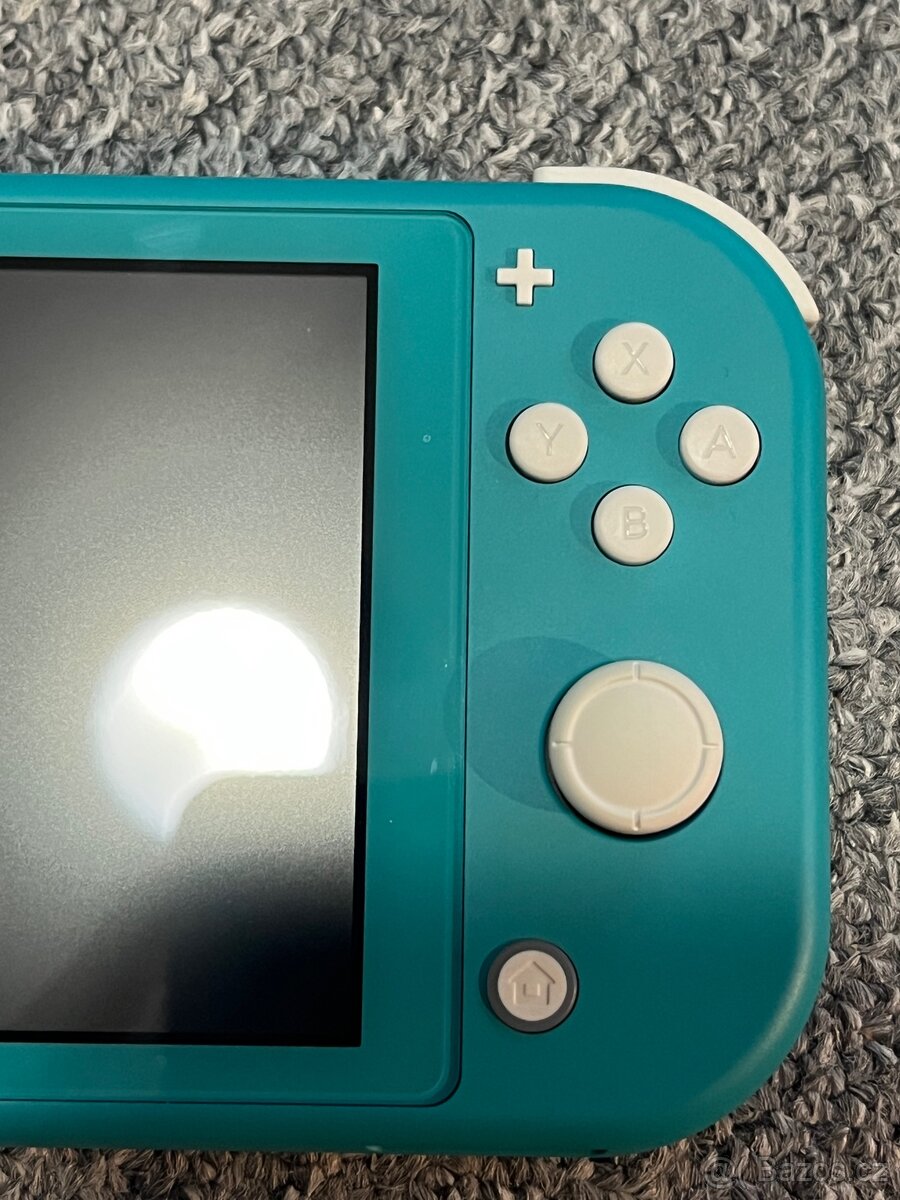 Prodám Nintendo Switch Lite (modra) + pouzdro + hry - 2