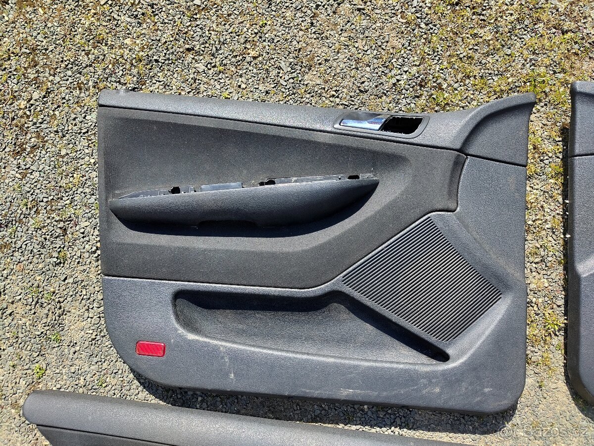 Tapeci Fabia - combi - černé - 2