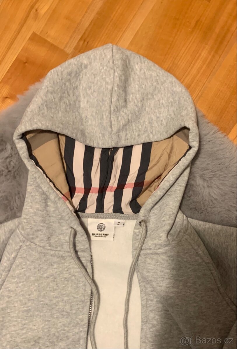Neoriginální Burberry mikina - 2