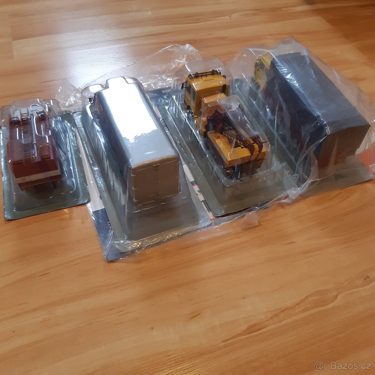 KULTOVNÍ NÁKLADÁKY MINULÉ ÉRY-AVIA-MERCEDES-RÁBA - 2