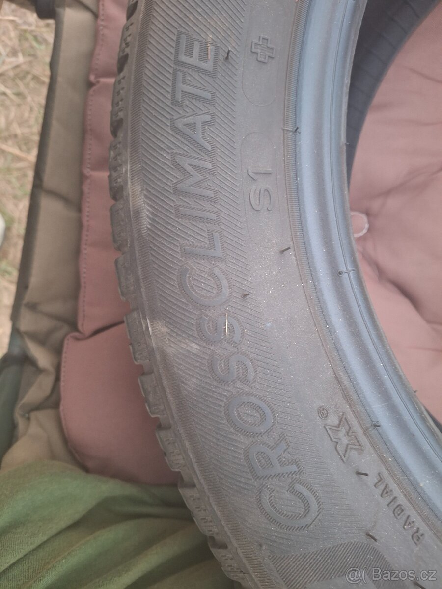 Celoroční Michelin „CrossClimate+ S1” 205/ 55/ 16 94V - 2