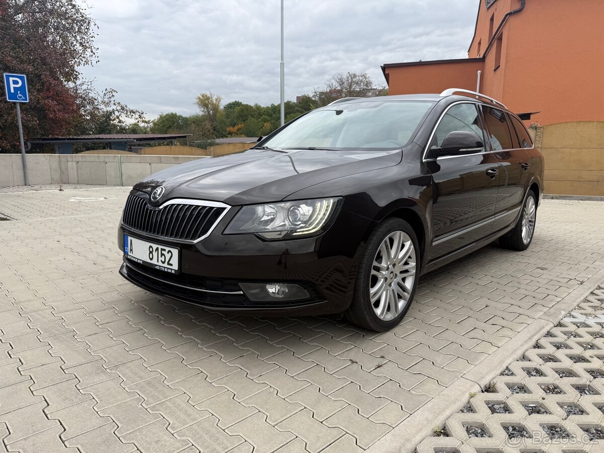 Škoda Superb 2.0 TDI DSG Elegance - 2
