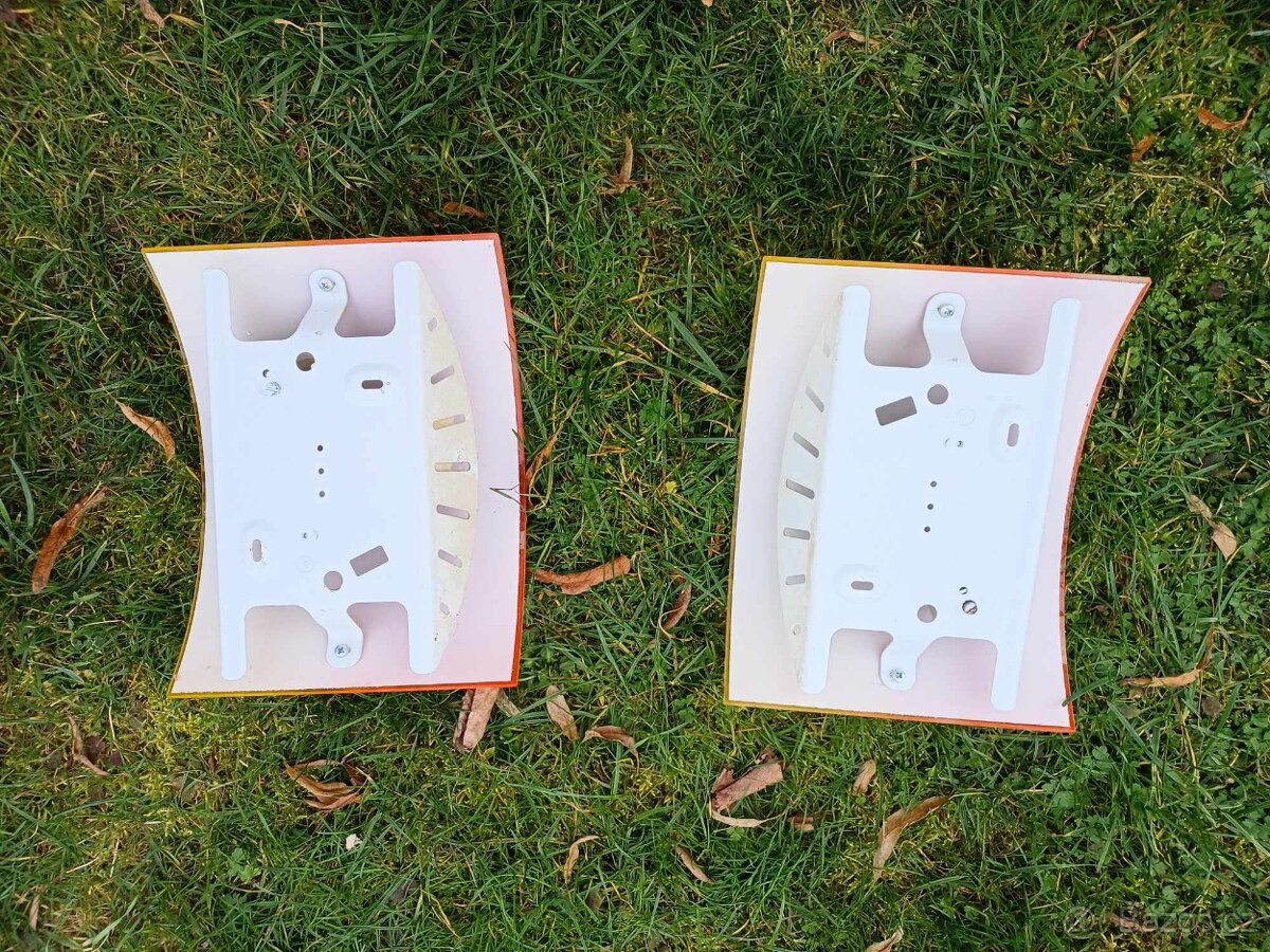 Lustr a nástěnná svítidla - 2