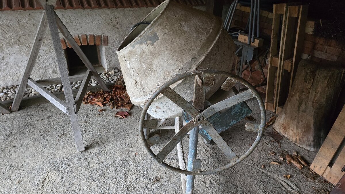 Stavební míchačka - 2