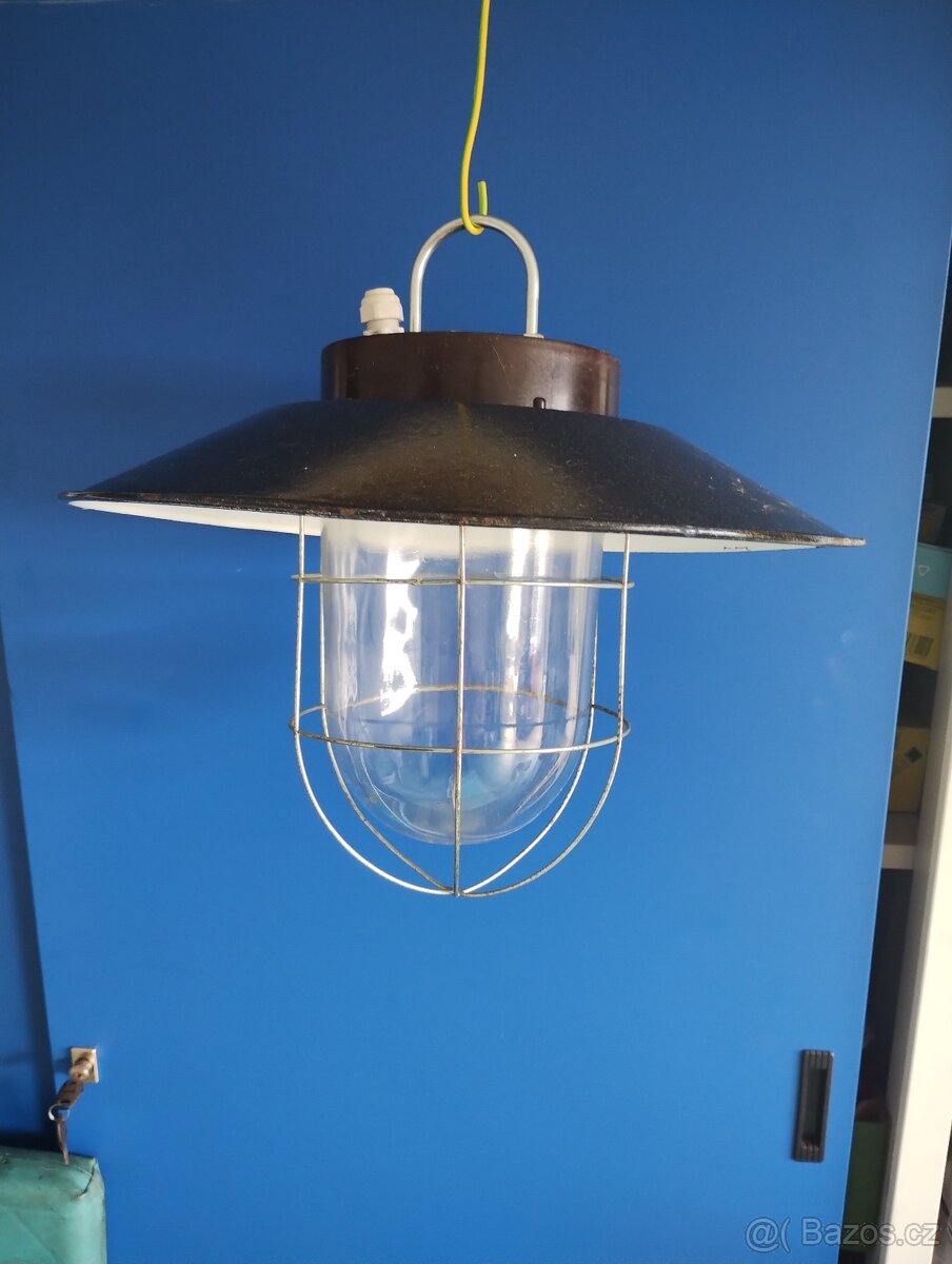 Industriální lampa - 2