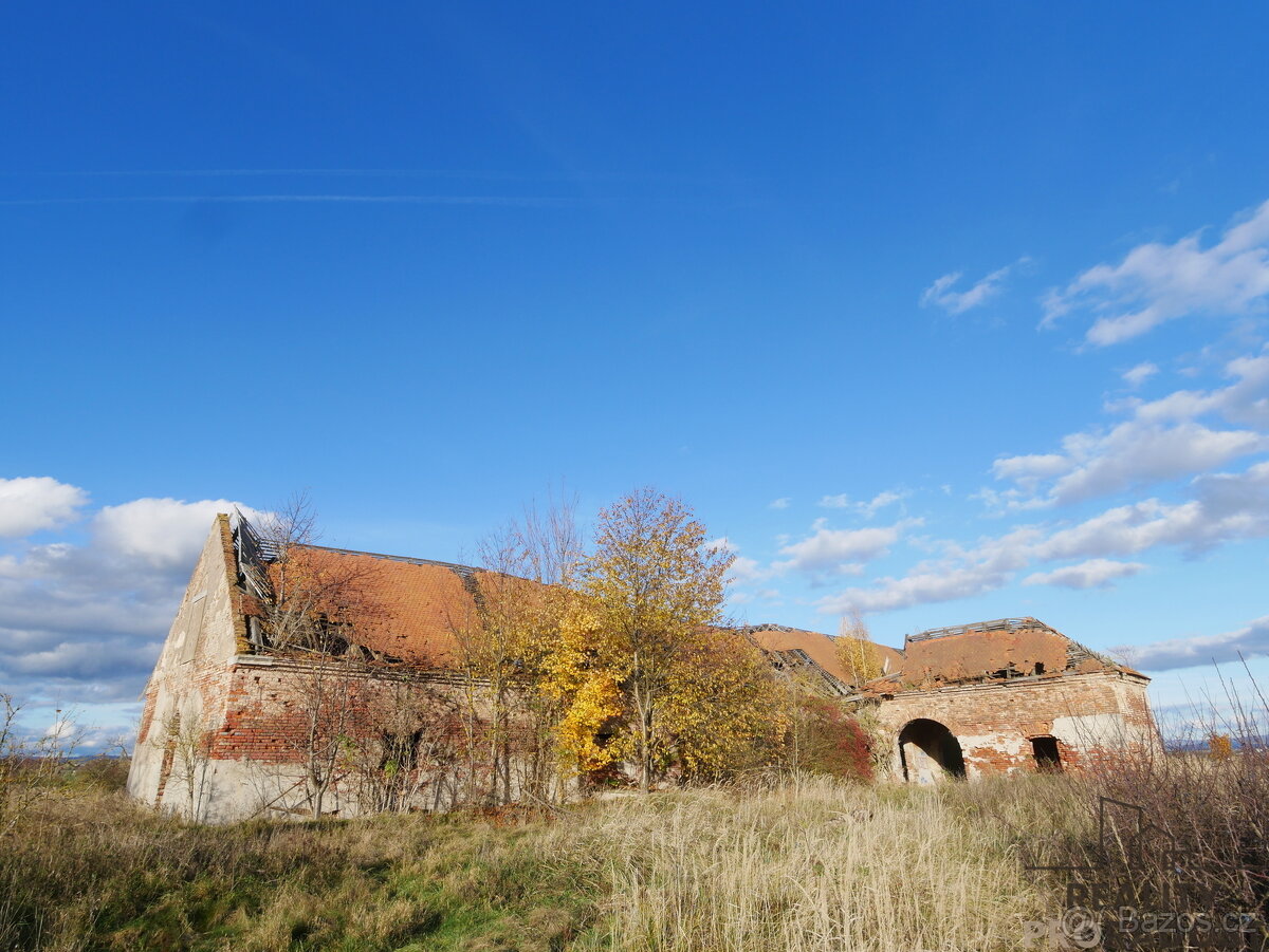 Prodej komerčního prostoru - 2