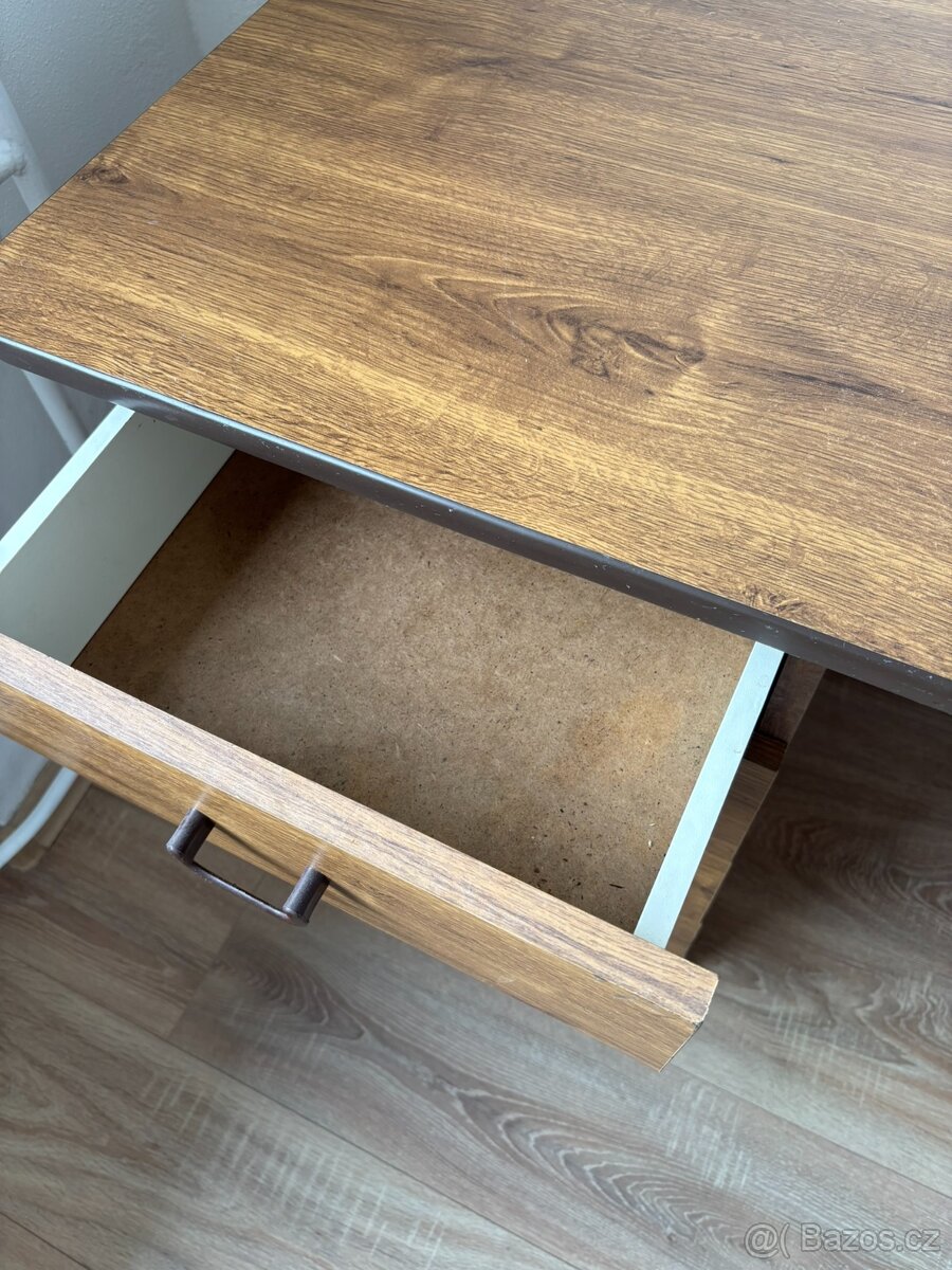 Psací stůl - 2
