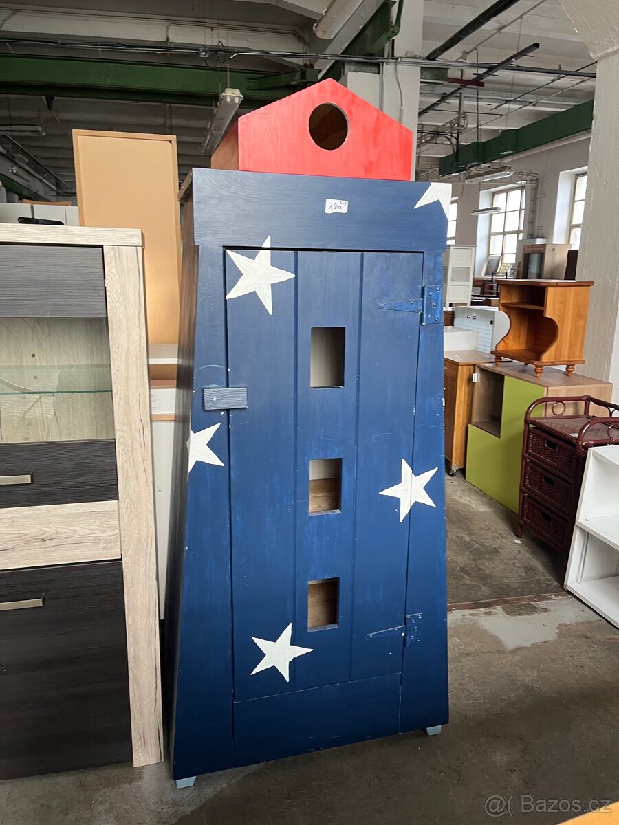 Dětská skříňka - 2