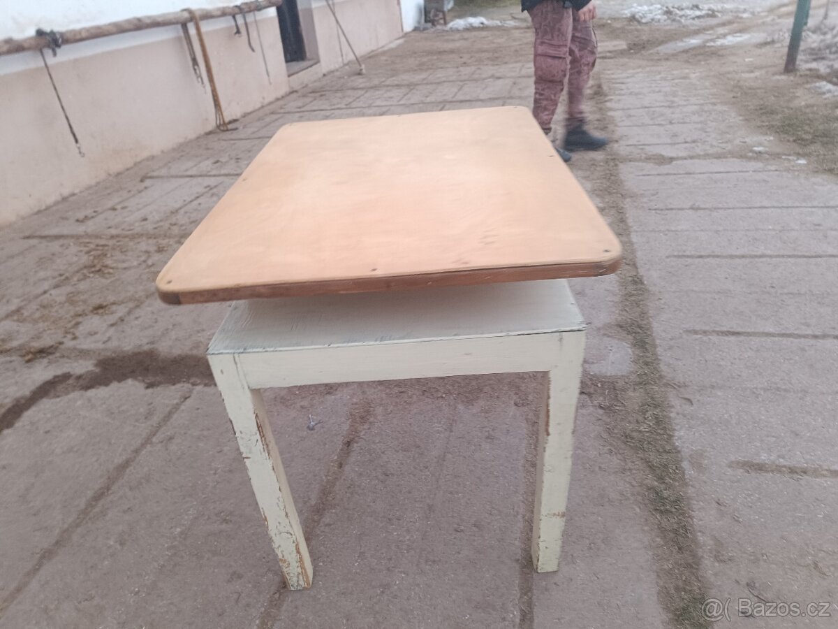 Starý stůl - 2