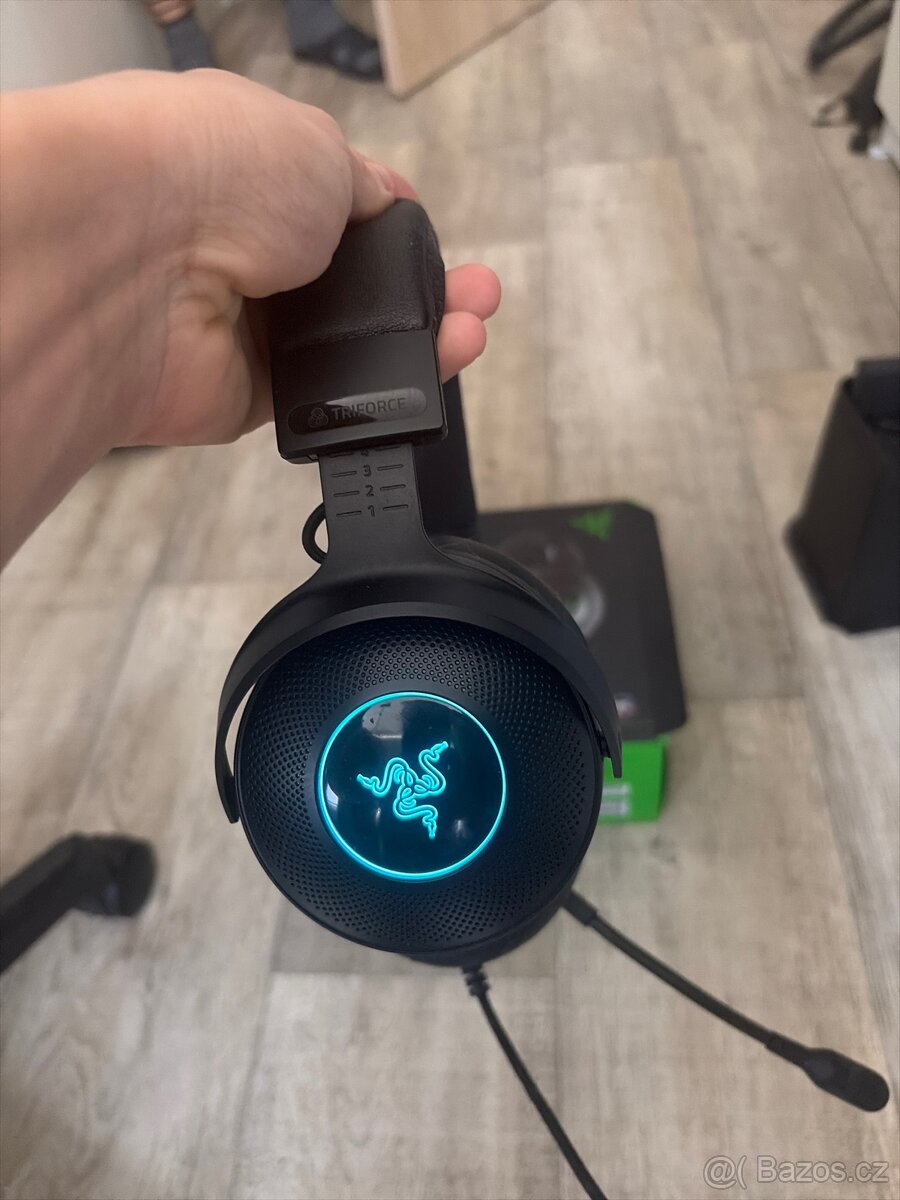 Razer kraken V3 herní sluchátka - 2